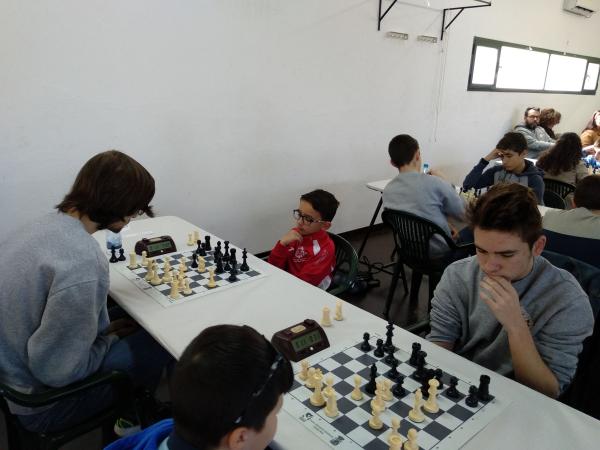 campeonato provincial ajedrez partidas rapidas-marzo 2019-Miguelturra-fuente imagen Club Ajedrez Miguelturra-024