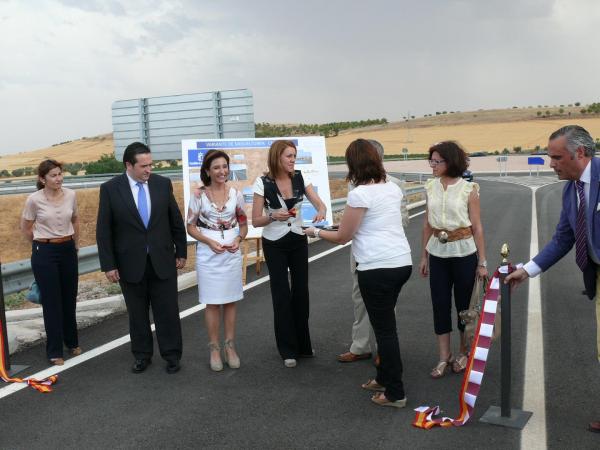 acto inauguracion nuevo tramo autovia-julio 2012-fuente Area Comunicacion Municipal-027