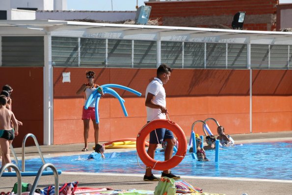 cursos de natacion verano 2014-2014-08-22-fuente Area de Comunicacion Municipal-04