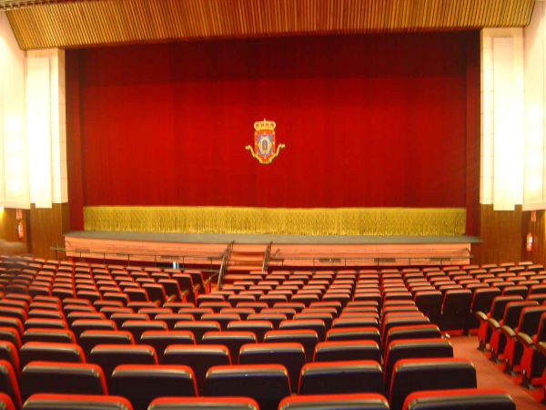 colegio la merced-curso 2009-2010-teatro quijano primaria-fuente Colegio Merced-10