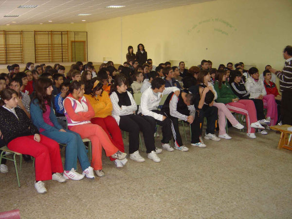 Colegio La Merced-curso 2009-2010-Visita ONG- Bernardino- fuente Colegio Merced-24