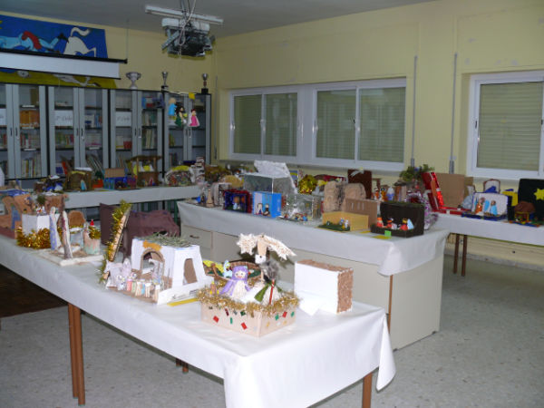 Navidad en el colegio del Cristo-20-12-2010-fuente Area Comunicacion Municipal-02