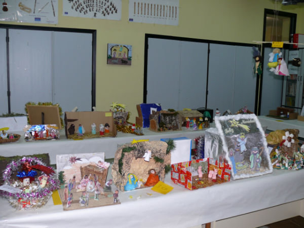 Navidad en el colegio del Cristo-20-12-2010-fuente Area Comunicacion Municipal-14