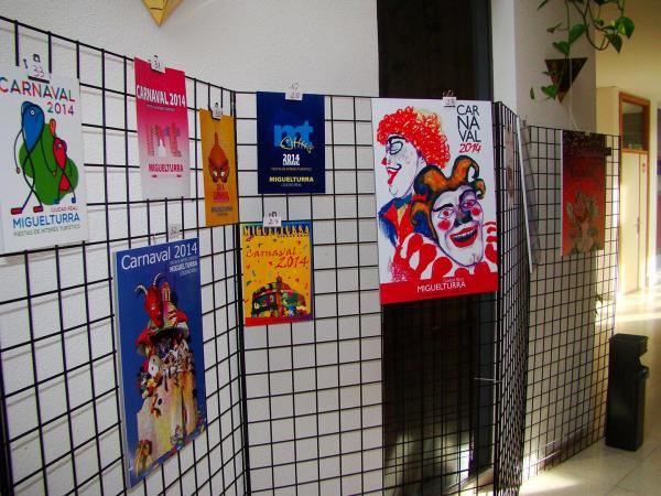 exposicion de los carteles presentados al carnaval 2014-fuente www.miguelturra.es-68