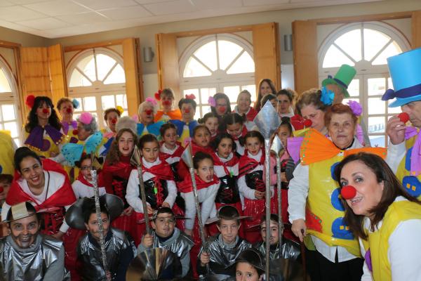 Celebracion del Carnaval en el Centro de Dia de Miguelturra-febrero 2015-fuente Area Comunicacion Municipal-16