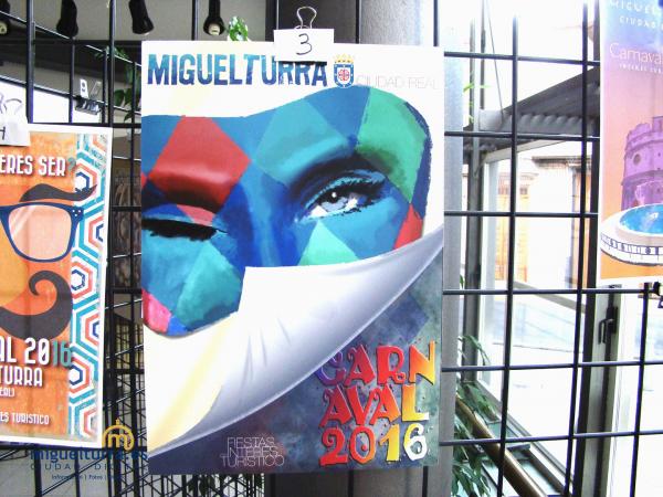 Exposicion obras presentadas certamen Cartel Carnaval 2016-2015-12-16-fuente www.miguelturra.es-012