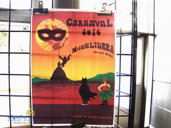 Exposicion obras presentadas certamen Cartel Carnaval 2016-2015-12-16-fuente www.miguelturra.es-014