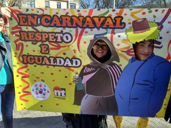 en Carnaval 2018 respeto e igualdad-fuente imagenes area de Igualdad Ayuntamiento-077
