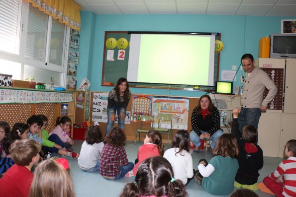 talleres de igualdad en enseñanza infantil-abril 2015-fuente Area Comunicacion Municipal-26
