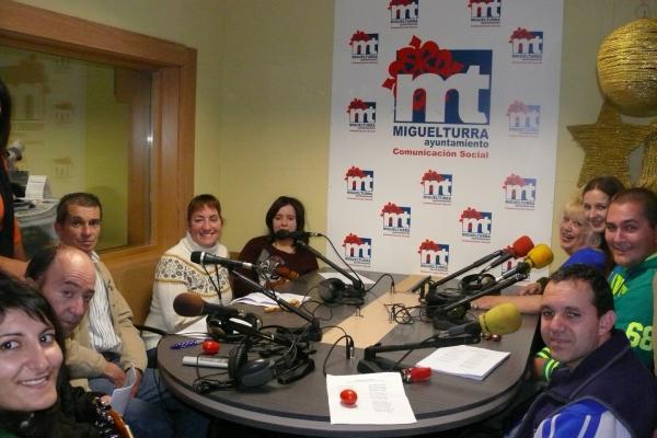 ADACE en Radio Miguelturra-2013-12-18-fuente Area de Comunicacion Municipal-7