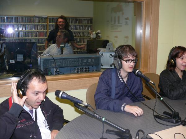 taller de radio con Julio Corral en Radio Miguelturra-2013-10-24-fuente Area de Comunicacion Municipal-07